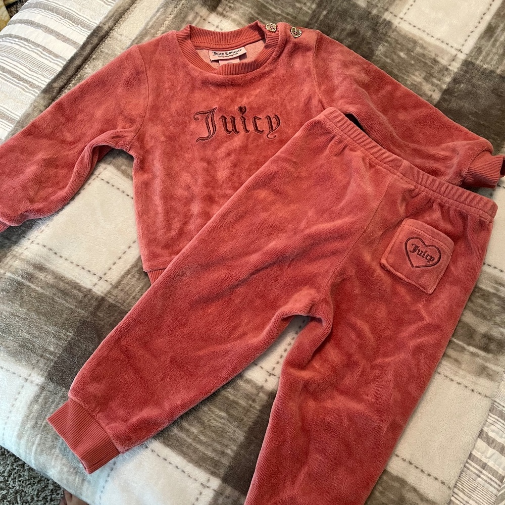 Juicy couture sweatsuit